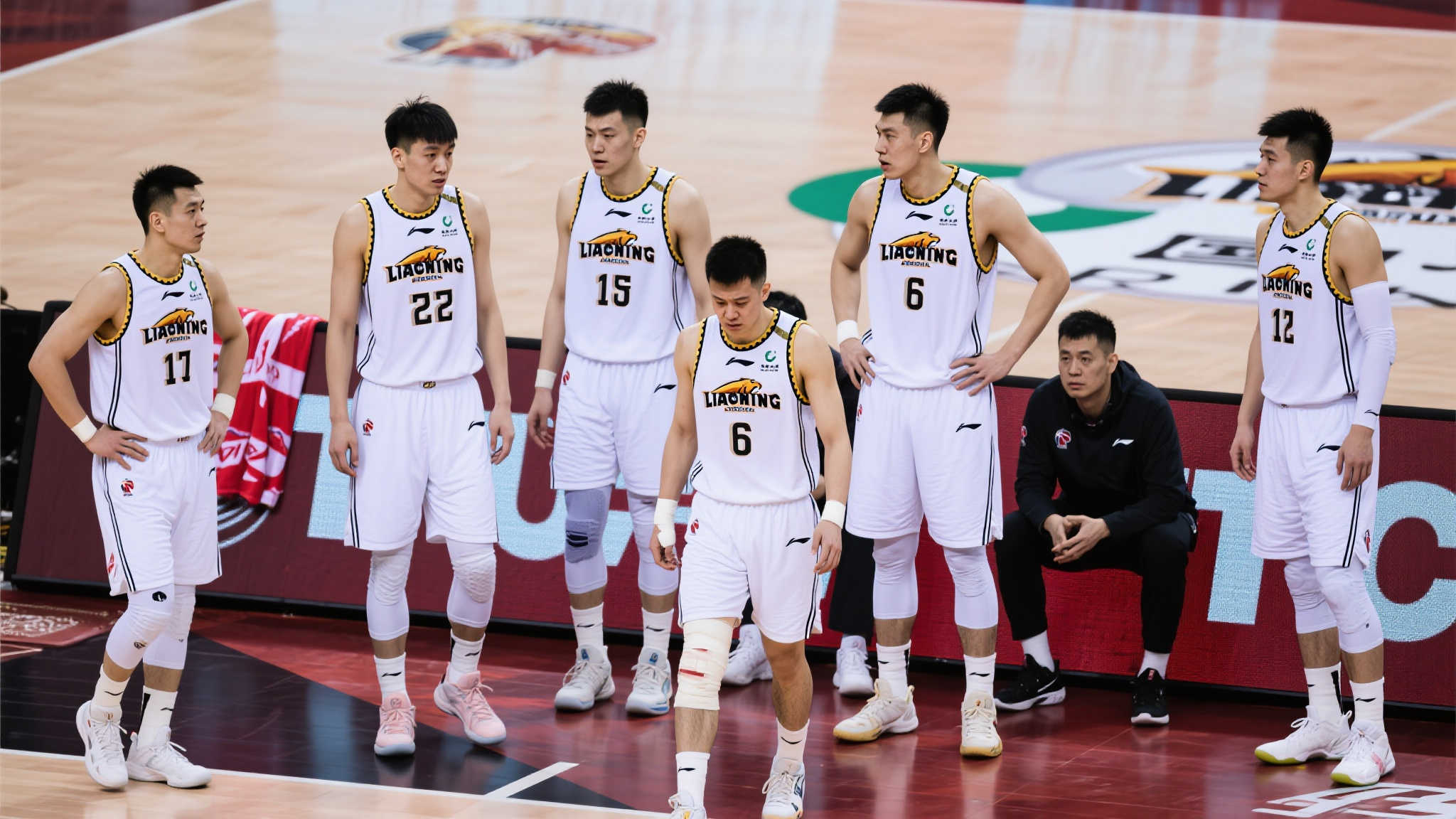 鎖定勝局