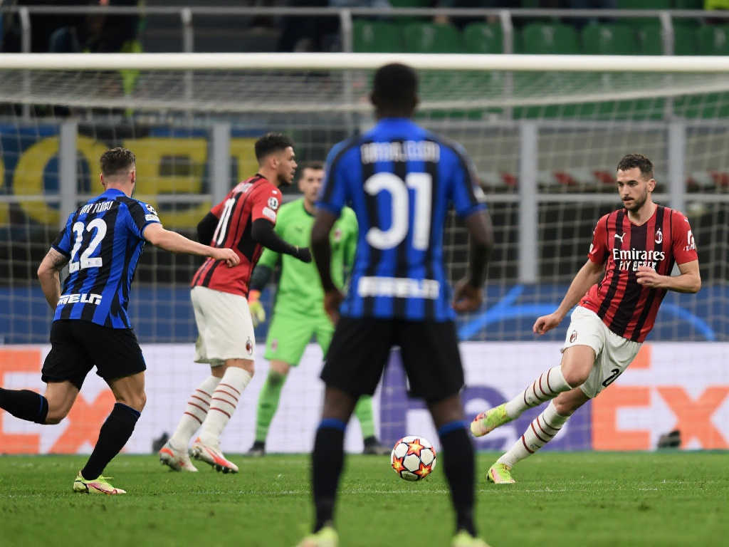 她不仅多次 她不仅多次