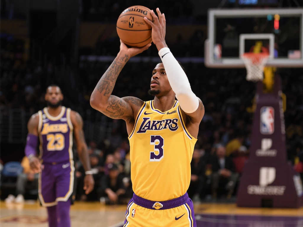 至达到夸张 至达到夸张